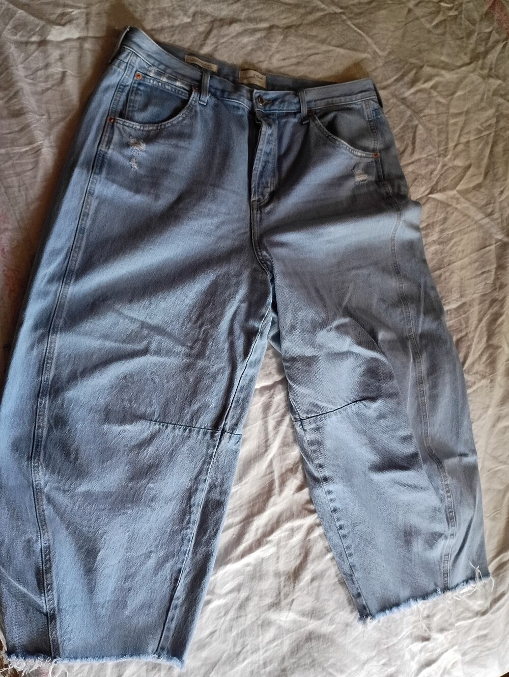 Barrel Jeans -Universal Thread